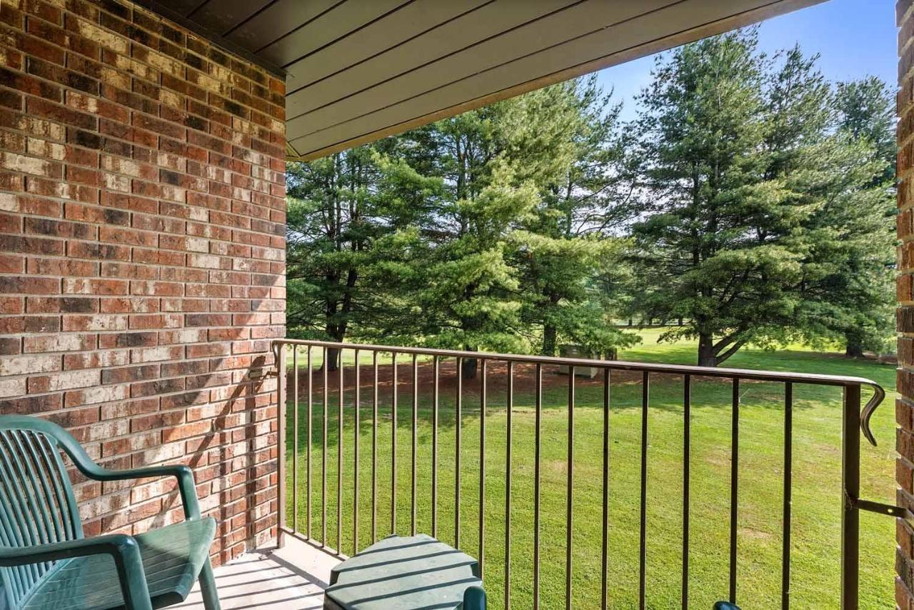 Shadowbrook Resort Tunkhannock Bagian luar foto